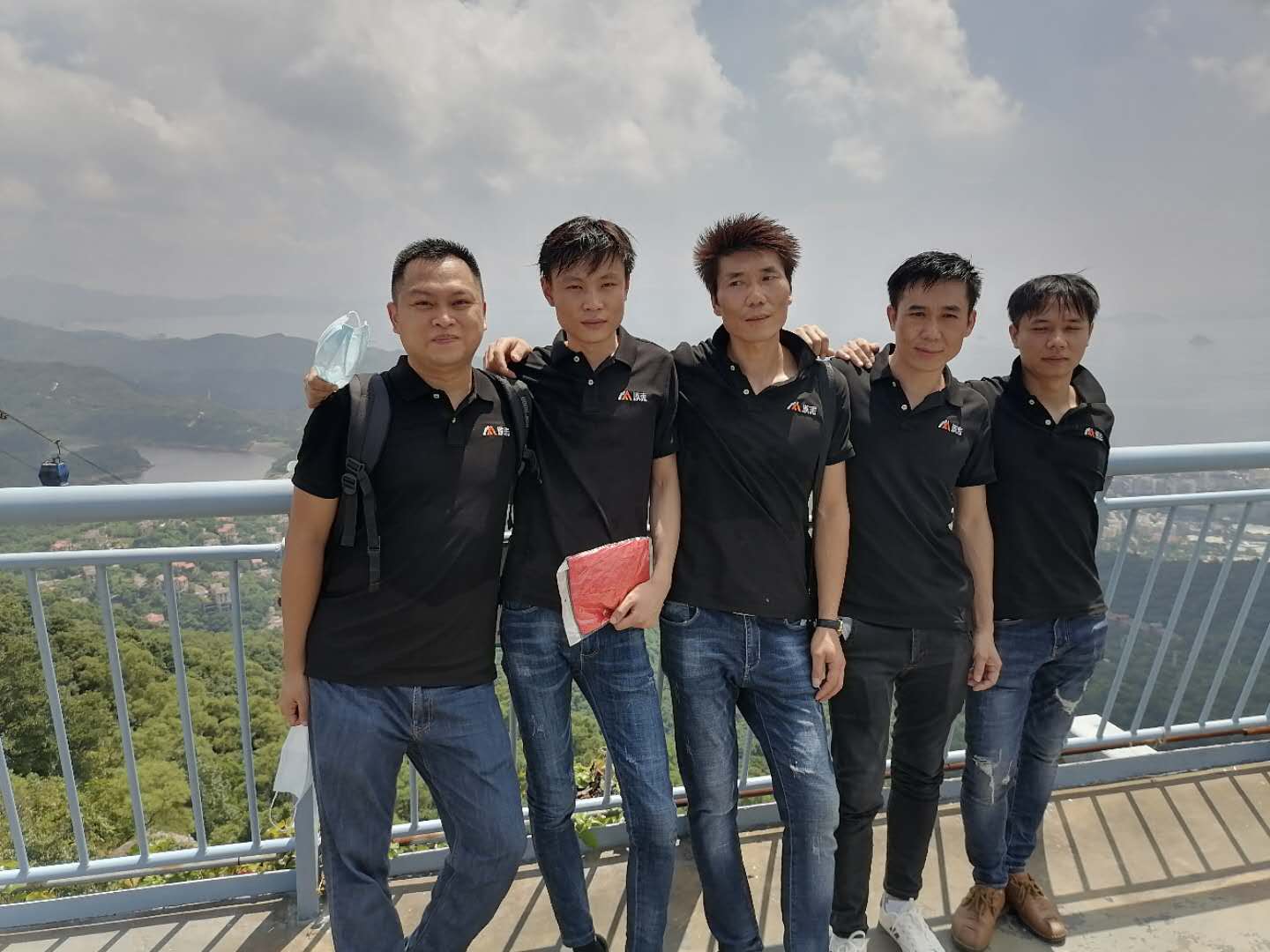 凝心聚力，伴你同行|J9官网电子团建活动完美绽放