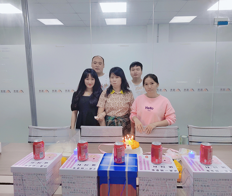 员工生日会|为爱而聚,感恩遇见 员工生日会|为爱而聚,感恩遇见