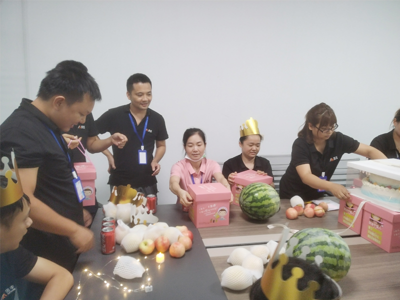 J9官网导热生日会现场|时光隽永,回忆绵长,J9官网导热以生日之名,共筑美好时光 J9官网导热生日会现场|时光隽永,回忆绵长,J9官网导热以生日之名,共筑美好时光