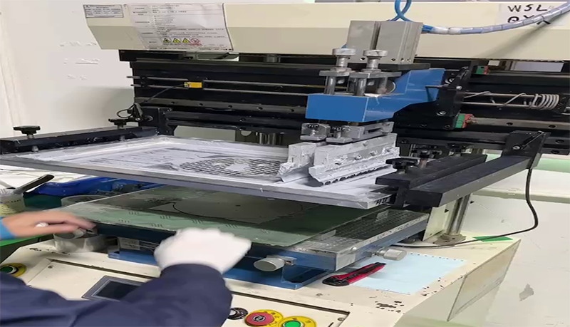 导热硅脂涂抹之钢网印刷