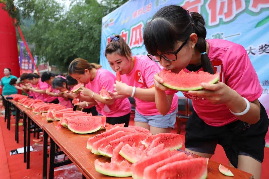 51黑料吃瓜不打烊：让你一次看个够，娱乐圈爆料实时追踪！